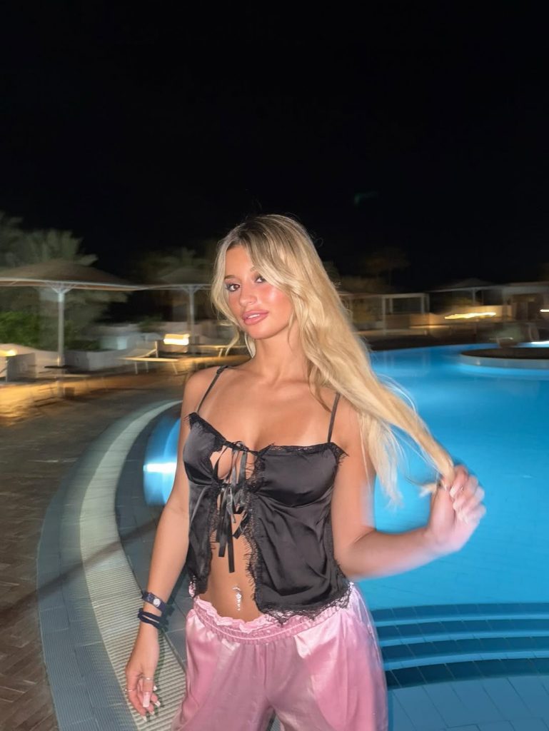 TopFapGirls.net provides exclusive FAP-uncensored OnlyFans Leaked pics for free. | Giulia Iarpini giuliaiarpinii TopFapGirls Leaks Pics 0041