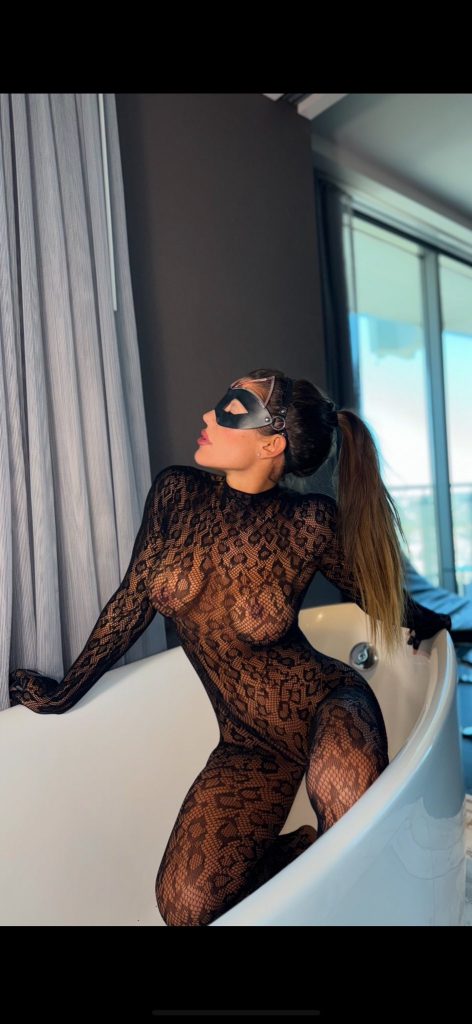 TopFapGirls.net provides exclusive FAP-uncensored OnlyFans Leaked pics for free. | Hey calikxo OnlyFans Leaks Pics 0057