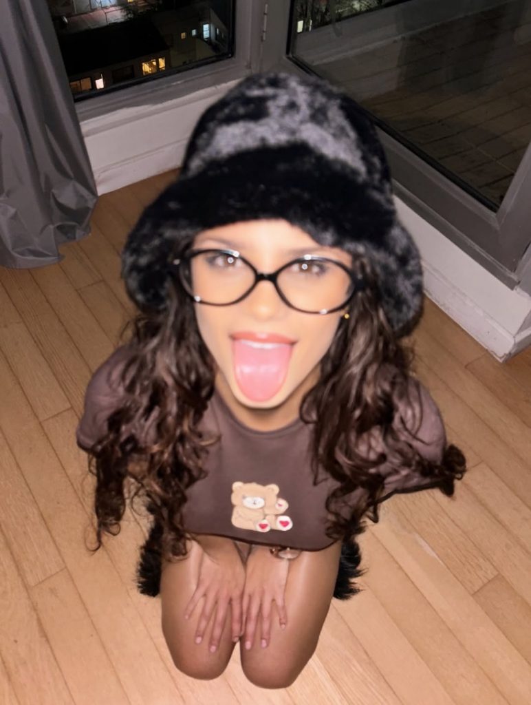 TopFapGirls.net provides exclusive FAP-uncensored OnlyFans Leaked pics for free. | Isabelly Campos garotaisabelly garota isabelly TopFapGirls Leaks Pics 0067