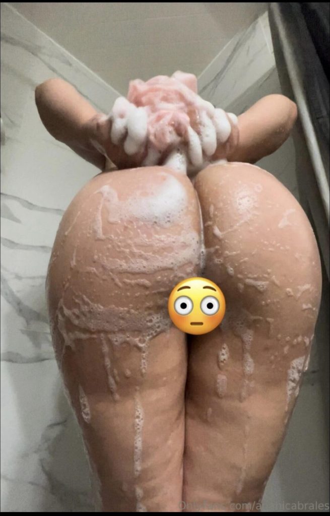 TopFapGirls.net provides exclusive FAP-uncensored OnlyFans Leaked pics for free. | Lafamosaserena tuamo363 OnlyFans Leaks Pics 08