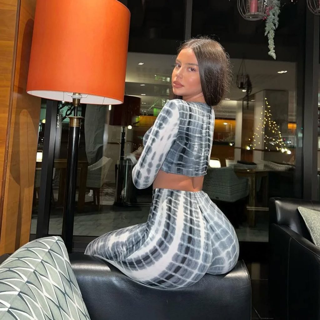 TopFapGirls.net provides exclusive FAP-uncensored OnlyFans Leaked pics for free. | Valona Shabani valonaa TopFapGirls Leaked Pics 001