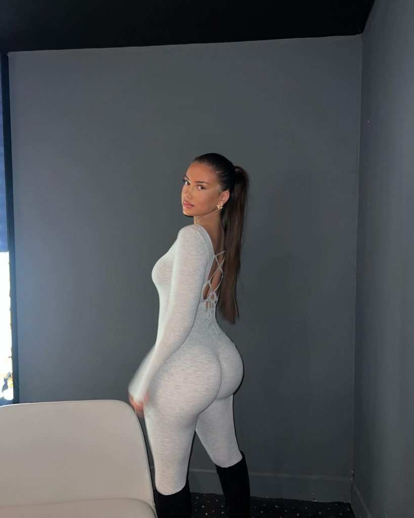 TopFapGirls.net provides exclusive FAP-uncensored OnlyFans Leaked pics for free. | Valona Shabani valonaa TopFapGirls Leaked Pics 0010