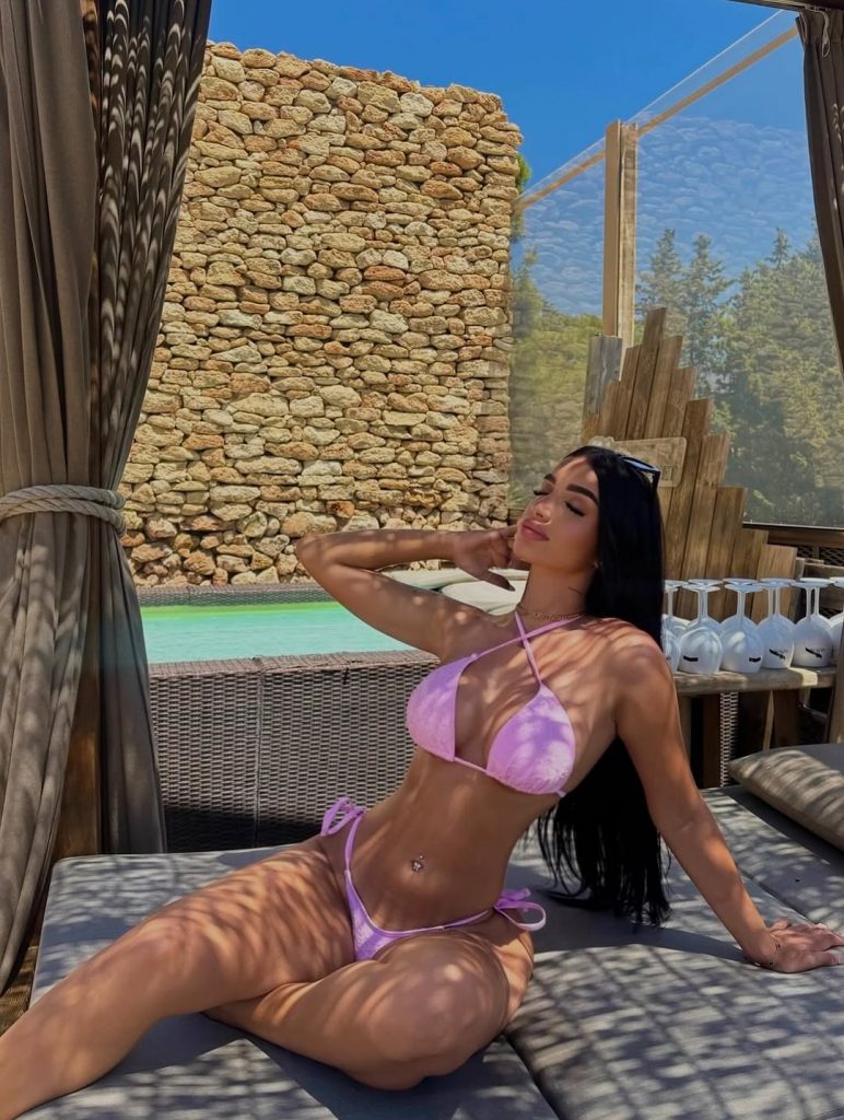 TopFapGirls.net provides exclusive FAP-uncensored OnlyFans Leaked pics for free. | Viicky viitoo OnlyFans Leaked Pics 013