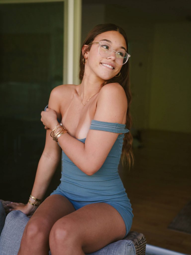 TopFapGirls.net provides exclusive FAP-uncensored OnlyFans Leaked pics for free. | Chloe Parker Nude chloeparker6277 Leaked bunnybunny924 Leaks chloe.parkerrrr OnlyFans Leaks Pics 32