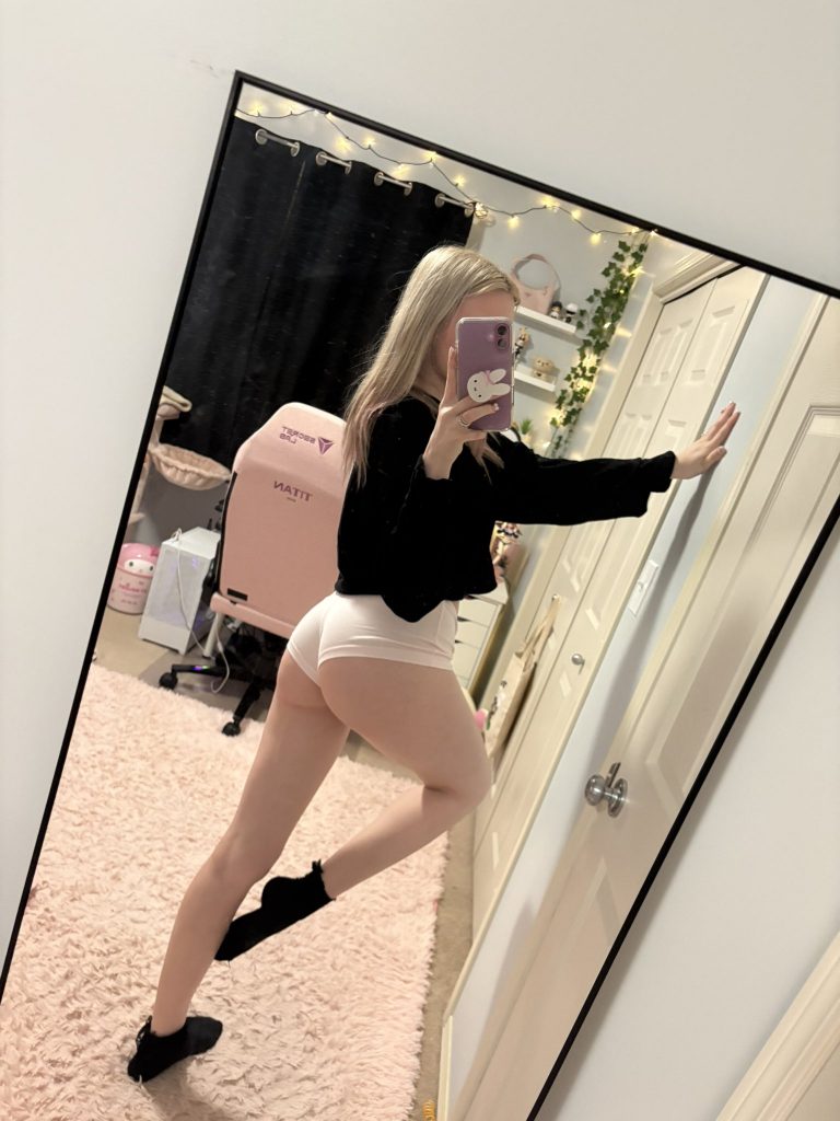 TopFapGirls.net provides exclusive FAP-uncensored OnlyFans Leaked pics for free. | QoR Saige Nude saigey babey Leak saigeycakes Leaked saigeybabey OnlyFans Leaks Photo 041