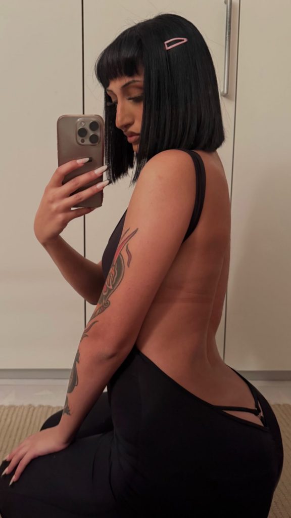 TopFapGirls.net provides exclusive FAP-uncensored OnlyFans Leaked pics for free. | C.hiaraelia Nude chiara elia Leak chiaraelia Leaks OnlyFans Leaks Pics 26