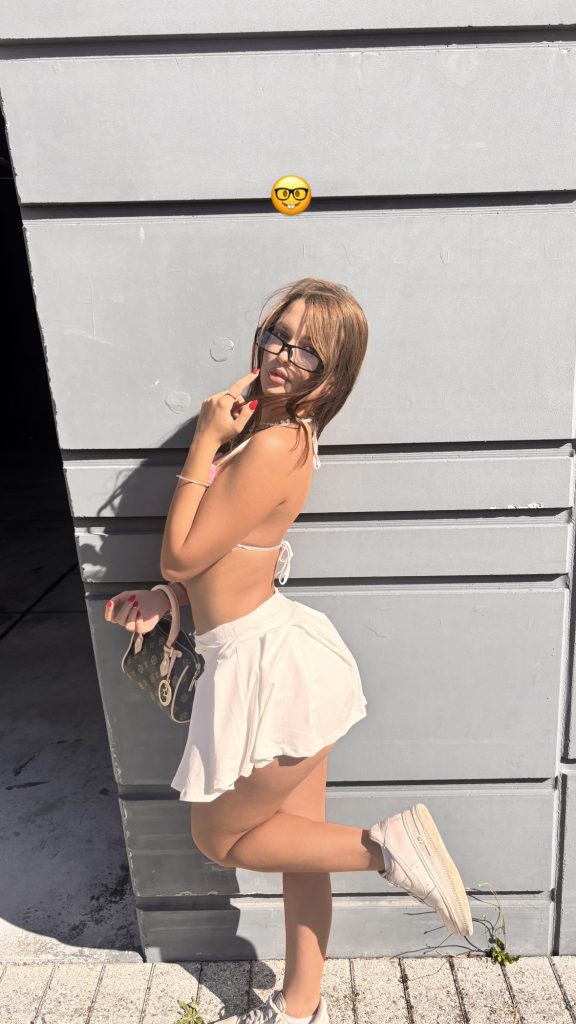 Chiarettaagarzia Nude chiaragarzia5 Leaks Sindidokoo chiara garzia Leaked OnlyFans Leaked Pics #110