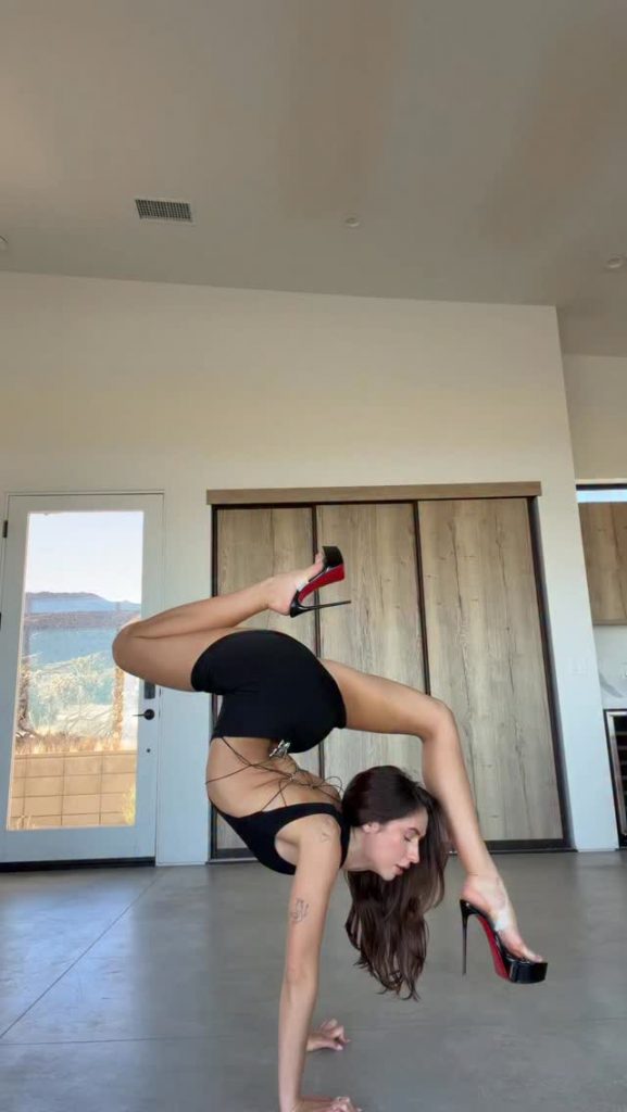 TopFapGirls.net provides exclusive FAP-uncensored OnlyFans Leaked pics for free. | Flexible Goddess Nude flexlana Leaked rusyakrutas Leaks Ruslana Krutas OnlyFans Leaks Pics 73