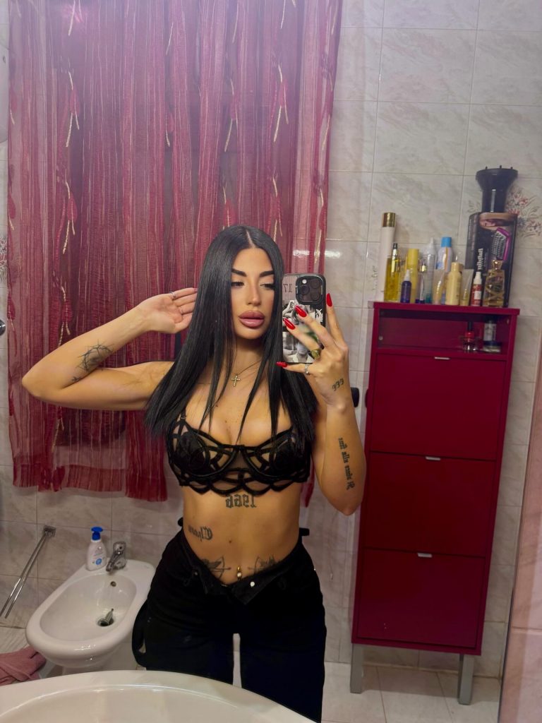 TopFapGirls.net provides exclusive FAP-uncensored OnlyFans Leaked pics for free. | Gajacondurro17 Nude gajacondurro17 Leaked OnlyFans Leaks Pics 34