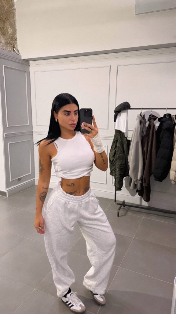 TopFapGirls.net provides exclusive FAP-uncensored OnlyFans Leaked pics for free. | Gajacondurro17 Nude gajacondurro17 Leaked OnlyFans Leaks Pics 7