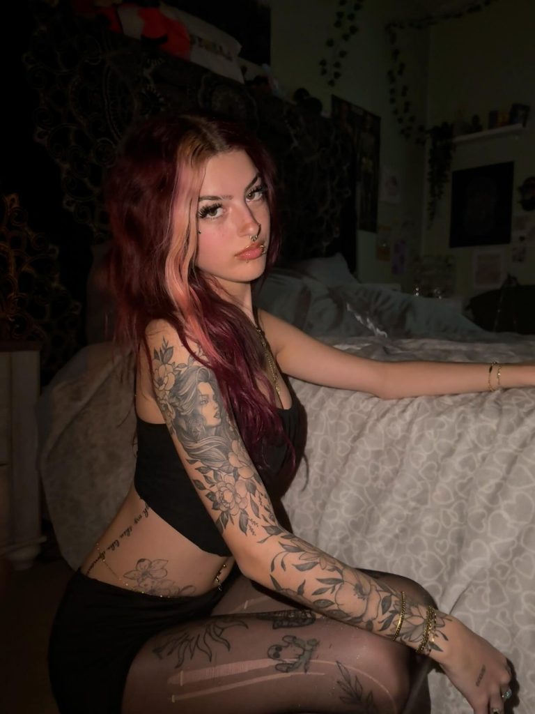 TopFapGirls.net provides exclusive FAP-uncensored OnlyFans Leaked pics for free. | Kynxttdoorofficial Nude kynxttdoor Leaked OnlyFans Leaks Pics 1