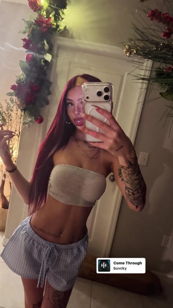 TopFapGirls.net provides exclusive FAP-uncensored OnlyFans Leaked pics for free. | Kynxttdoorofficial Nude kynxttdoor Leaked OnlyFans Leaks Pics 2