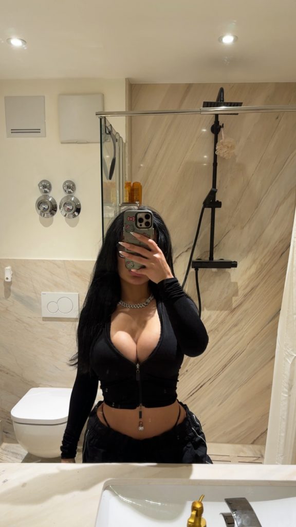 TopFapGirls.net provides exclusive FAP-uncensored OnlyFans Leaked pics for free. | Reealmina Nude Reealmina Leaked OnlyFans Leaks Pics 5