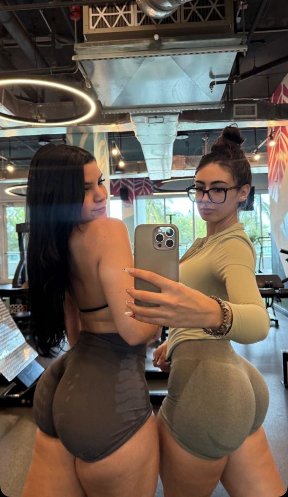 TopFapGirls.net provides exclusive FAP-uncensored OnlyFans Leaked pics for free. | Vanessa Legrow Leaks flexwness Nude vanessalegrow Leaked OnlyFans Leaks Pics 291