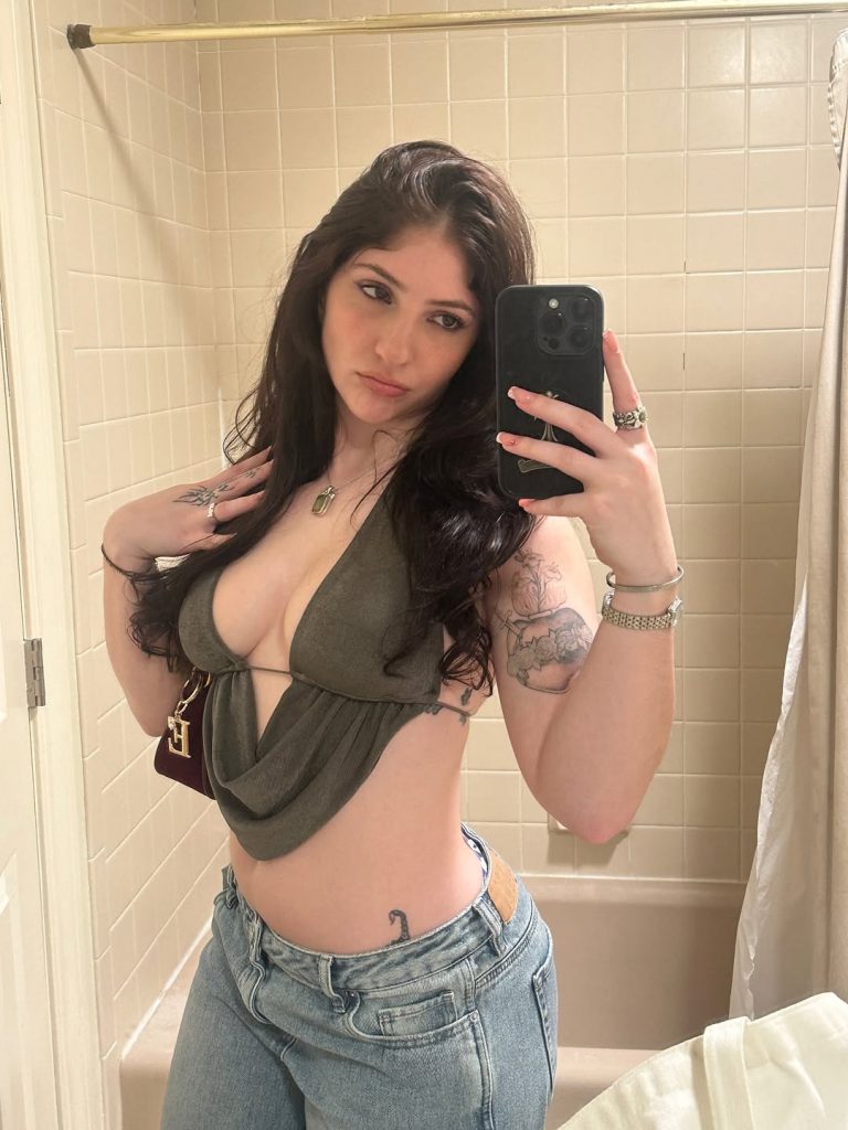 TopFapGirls.net provides exclusive FAP-uncensored OnlyFans Leaked pics for free. | Emeliahberetta Nude beretta Leaks Emeliah Beretta OnlyFans Leaks Pics 8