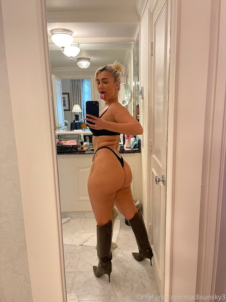 TopFapGirls.net provides exclusive FAP-uncensored OnlyFans Leaked pics for free. | Madisun Sky Nude madisunsky3 Leaked OnlyFans Leaks Pics 95