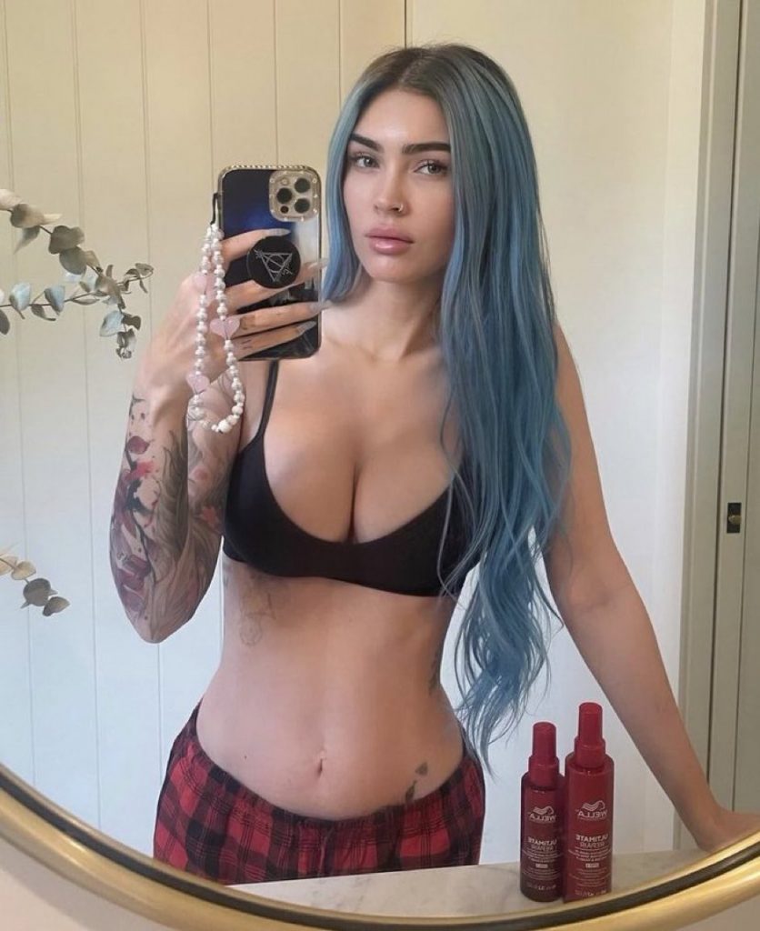 TopFapGirls.net provides exclusive FAP-uncensored OnlyFans Leaked pics for free. | Megan Fox Nude meganfox Leaked OnlyFans Leaks Pics 29