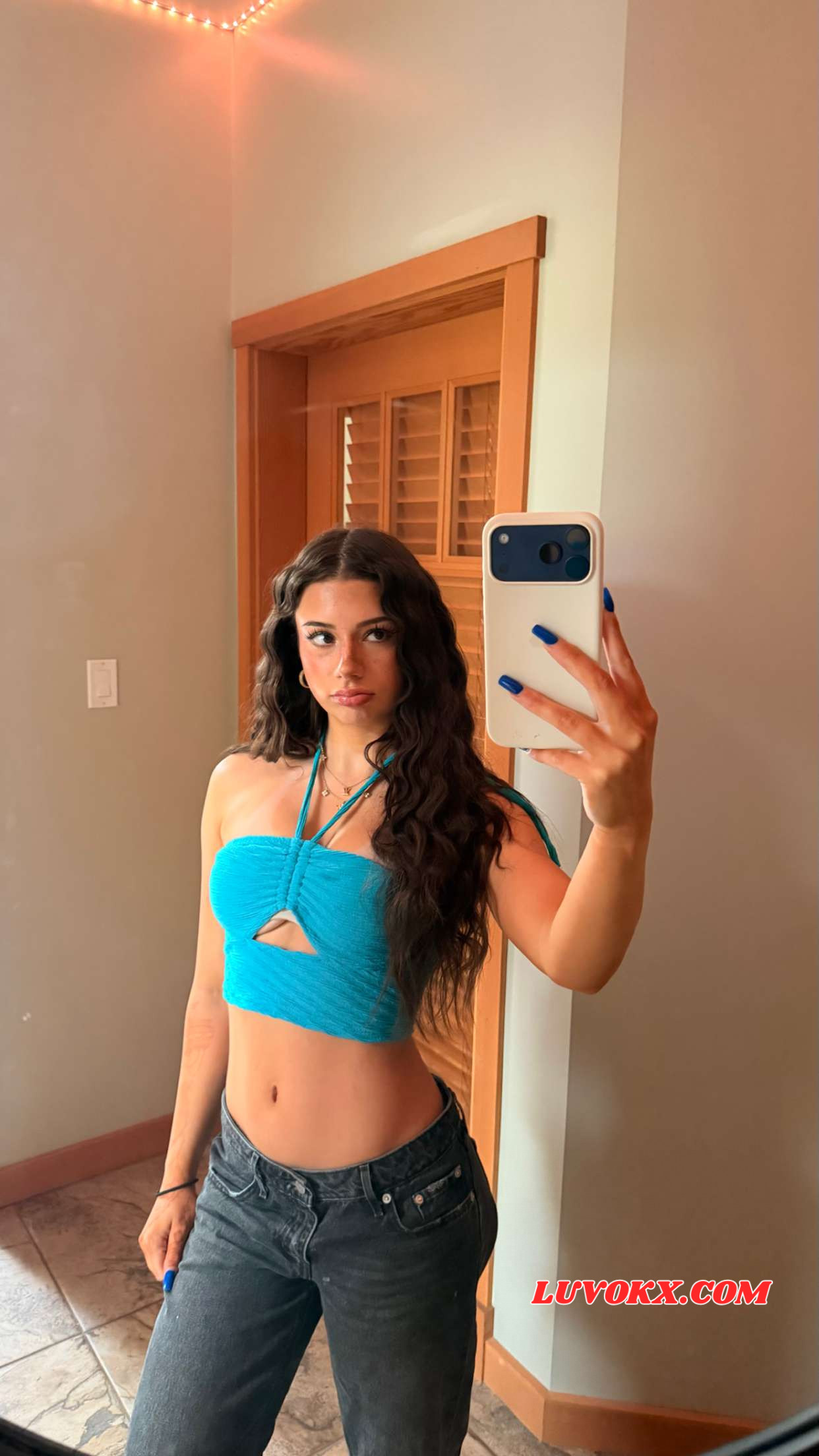 Mikayla Campinos