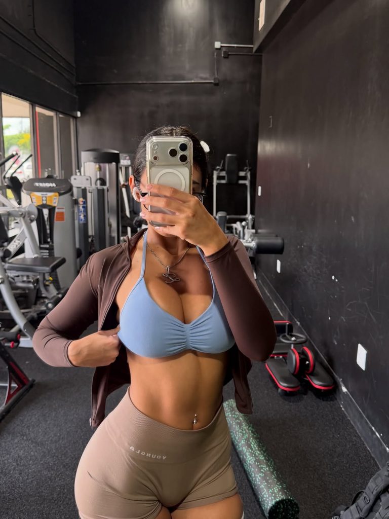 TopFapGirls.net provides exclusive FAP-uncensored OnlyFans Leaked pics for free. | Vanessa Legrow Leaks flexwness Nude vanessalegrow Leaked OnlyFans Leaks Pics 409
