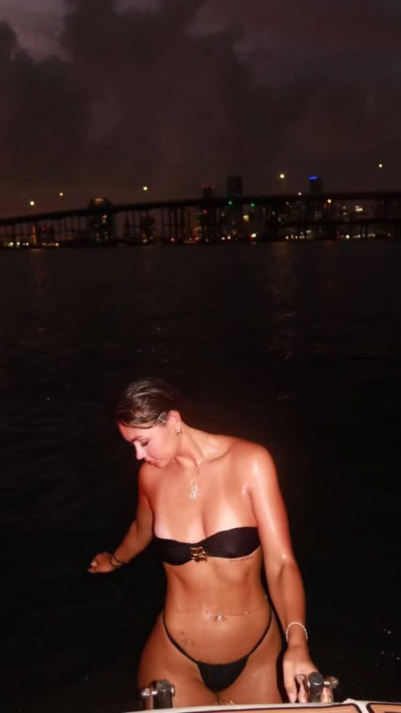 TopFapGirls.net provides exclusive FAP-uncensored OnlyFans Leaked pics for free. | Ashley.gomezzz Leaked Ashley Gomez Nude ashley.g111 OnlyFans Leaked 10