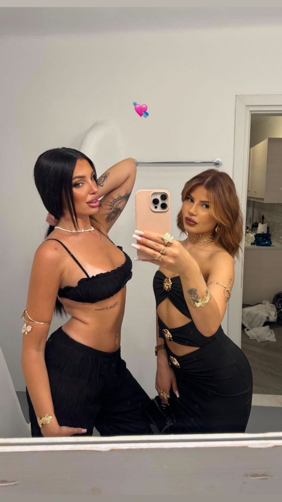 TopFapGirls.net provides exclusive FAP-uncensored OnlyFans Leaked pics for free. | Debora Lastrucci Nude lastruccidebora Leaked OnlyFans Leaks Pics 37