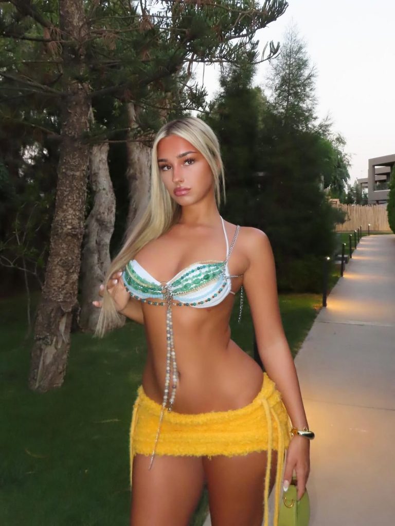 TopFapGirls.net provides exclusive FAP-uncensored OnlyFans Leaked pics for free. | Izzabelle Wensley Nude Izzabellewensley Leaked OnlyFans Leaked Pics 65
