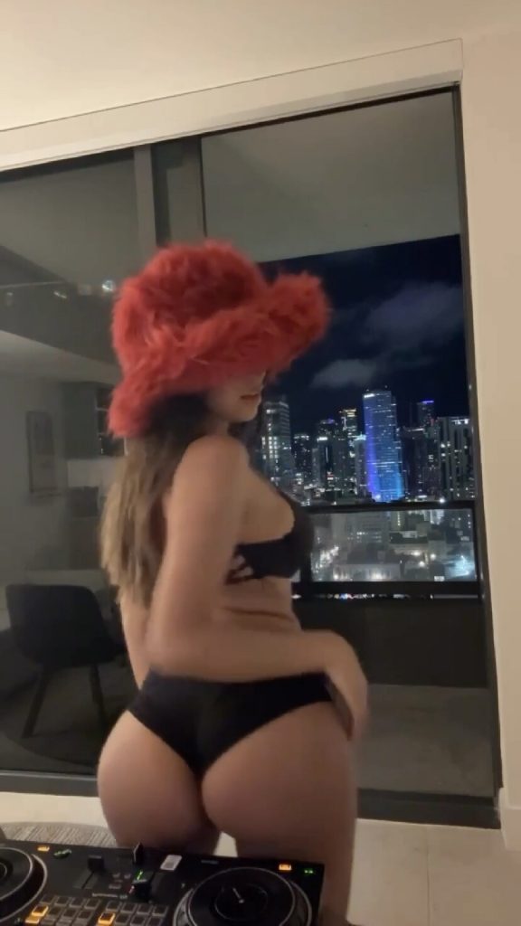 Lildedjanet Nude lildedjanet69 Leaked lildedjanet__ OnlyFans Leaks Pics #108