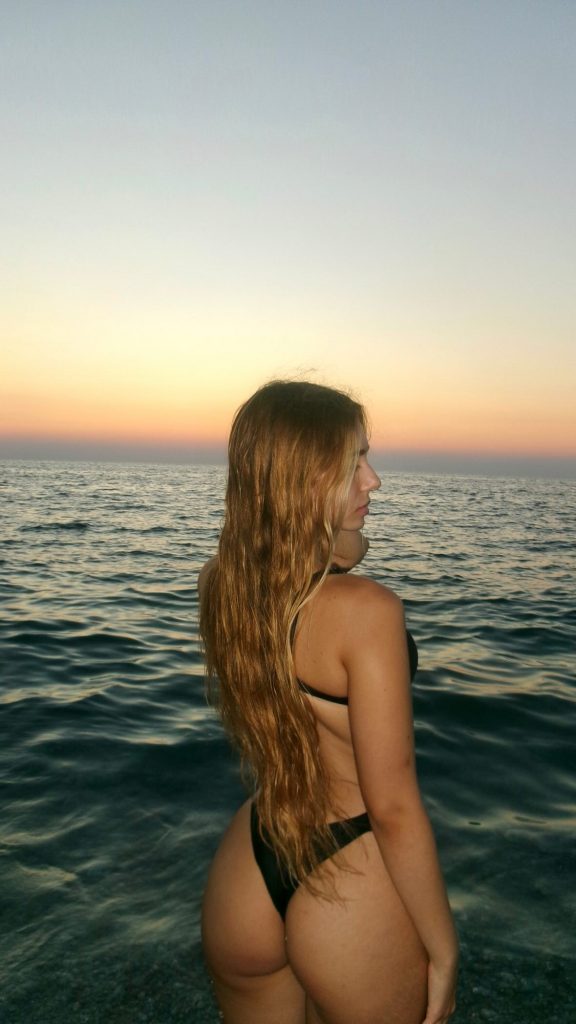 TopFapGirls.net provides exclusive FAP-uncensored OnlyFans Leaked pics for free. | Melaniafogliaro Nude melaniafogliaroo Leaked OnlyFans Leaks Pics 11