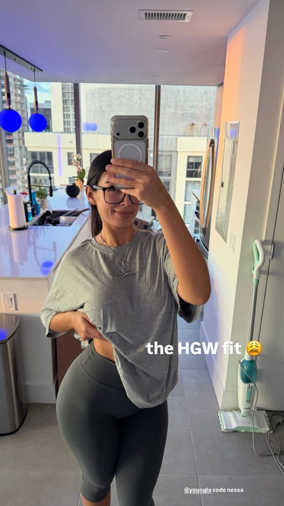 TopFapGirls.net provides exclusive FAP-uncensored OnlyFans Leaked pics for free. | Vanessa Legrow Leaks flexwness Nude vanessalegrow Leaked OnlyFans Leaks Pics 453