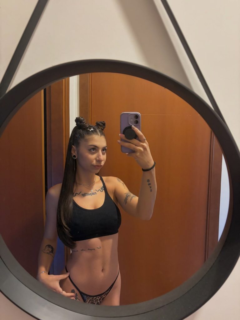 TopFapGirls.net provides exclusive FAP-uncensored OnlyFans Leaked pics for free. | Veronica Faustini Nude veo00x Leak veox00 Leaks OnlyFans Leaks Pics 74