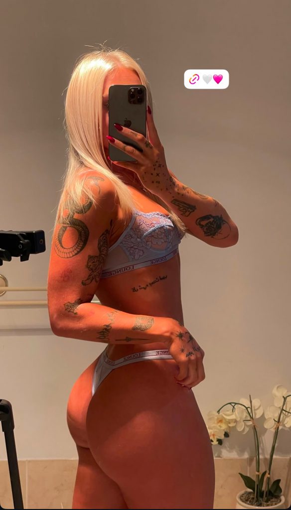 TopFapGirls.net provides exclusive FAP-uncensored OnlyFans Leaked pics for free. | Naomi Anderson TopFapGirls naomianderrson3 Leaked naomianderrson Nude OnlyFans Leaks 83