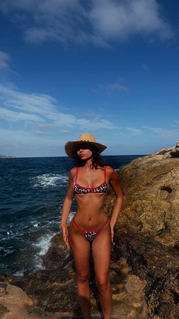 TopFapGirls.net provides exclusive FAP-uncensored OnlyFans Leaked pics for free. | Elenabrrunelli TopFapGirls elenabrrunelli Nude OnlyFans Leaked Pics 45