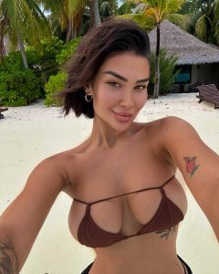 Gloria Meshi Nude ♡ aka gloriameshii Leaked – 1.7 GB MEGA LINK BONUS (BEST WAY)