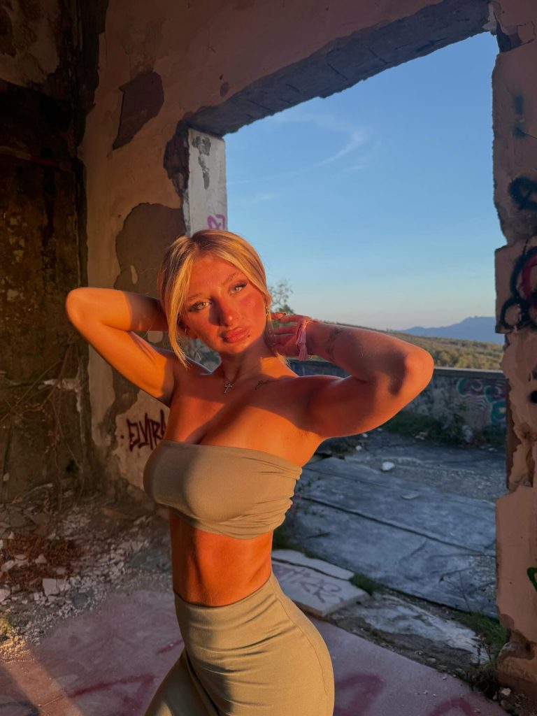 TopFapGirls.net provides exclusive FAP-uncensored OnlyFans Leaked pics for free. | Brunacilenti5 TopFapGirls brunacilenti Nude OnlyFans Pics 20