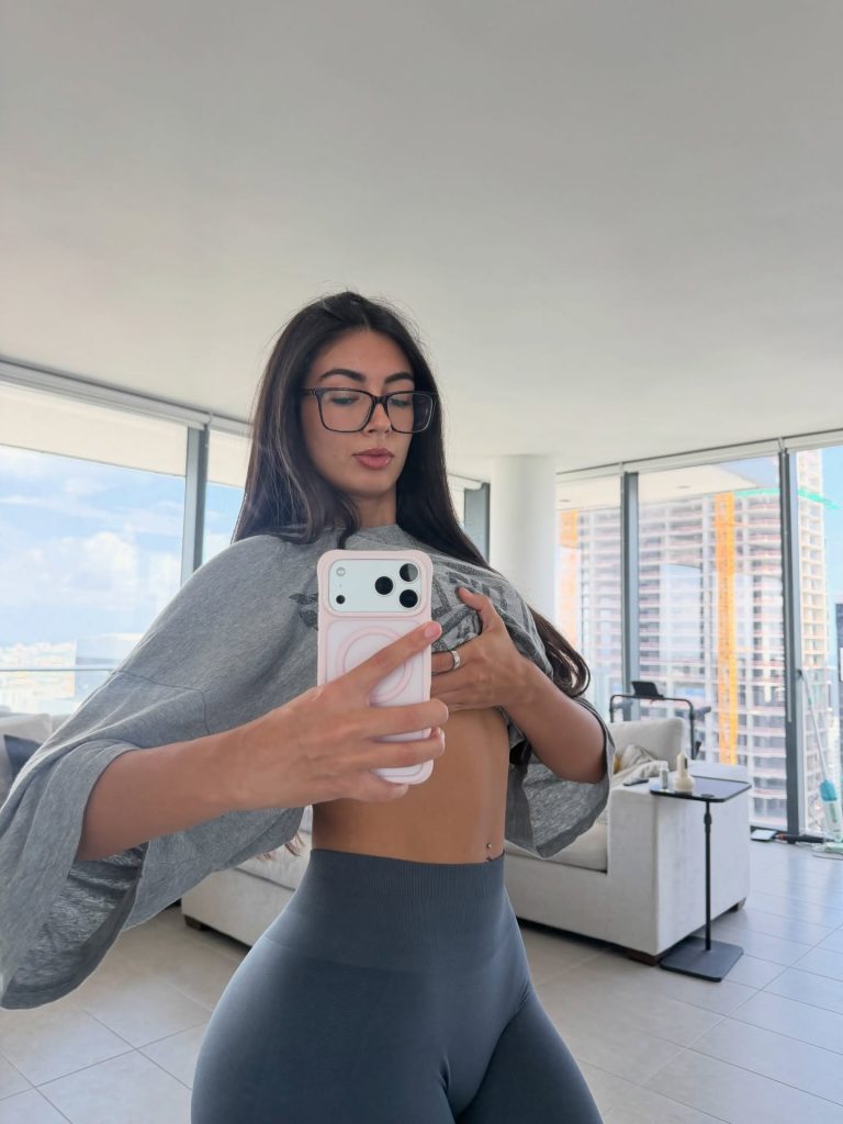 TopFapGirls.net provides exclusive FAP-uncensored OnlyFans Leaked pics for free. | Flexwness TopFapGirls Vanessa Legrow Leaks flexwness Nude vanessalegrow Leaked OnlyFans Leaks Pics 569