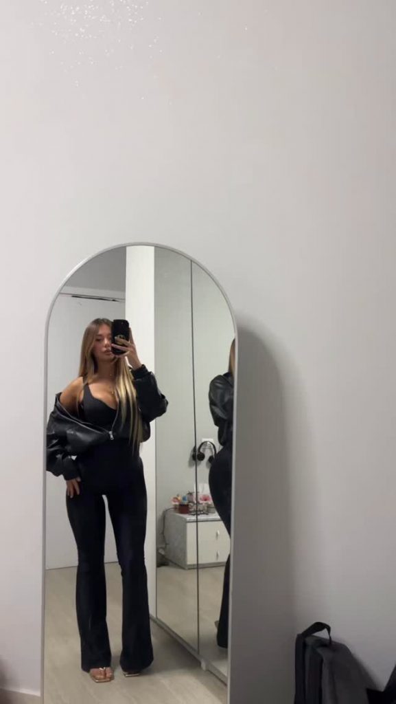 TopFapGirls.net provides exclusive FAP-uncensored OnlyFans Leaked pics for free. | Melaniafogliaro TopFapGirls melaniafogliaroo Leaked OnlyFans Leaks Pics 181