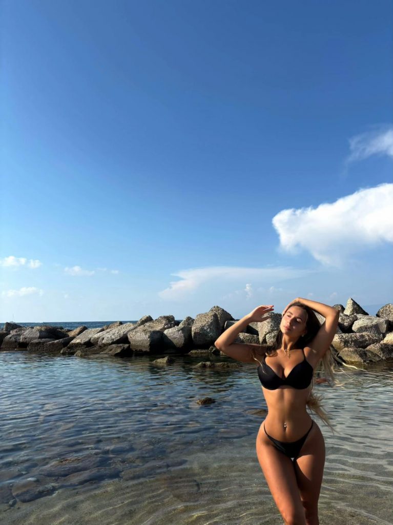 TopFapGirls.net provides exclusive FAP-uncensored OnlyFans Leaked pics for free. | Melaniafogliaro TopFapGirls melaniafogliaroo Leaked OnlyFans Leaks Pics 185