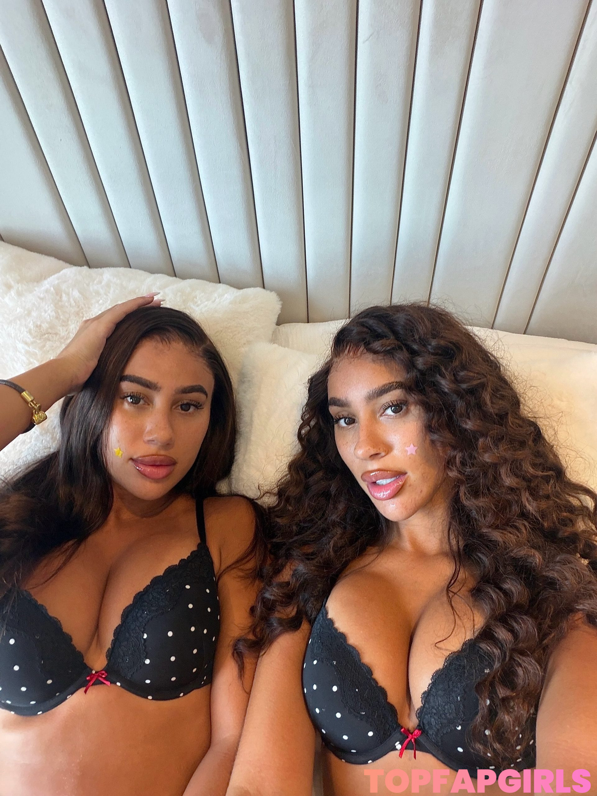 Yourtwinss TopFapGirls Yourtwinnies Nude Theneltwins Nude Shanae and Renae Nel Leak Shanae_24 renaenel — 8