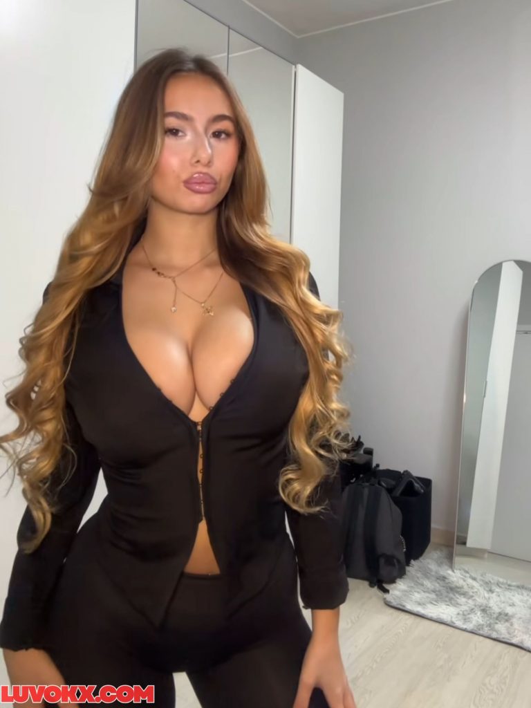 Melaniafogliaro TopFapGirls melaniafogliaroo Leaked OnlyFans Leaks Pics #225