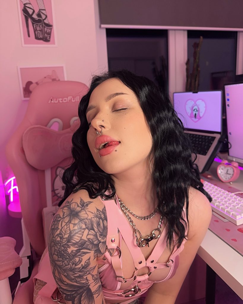 TopFapGirls.net provides exclusive FAP-uncensored OnlyFans Leaked pics for free. | Vici Vail TopFapGirls vicivail Leaked OnlyFans Leaked Pics 16