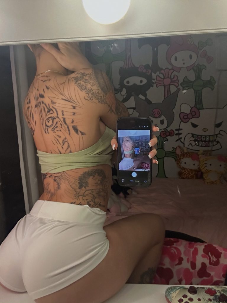 TopFapGirls.net provides exclusive FAP-uncensored OnlyFans Leaked pics for free. | Wavy .g TopFapGirls Wavy .g Leaked OnlyFans Leaks Pics 78